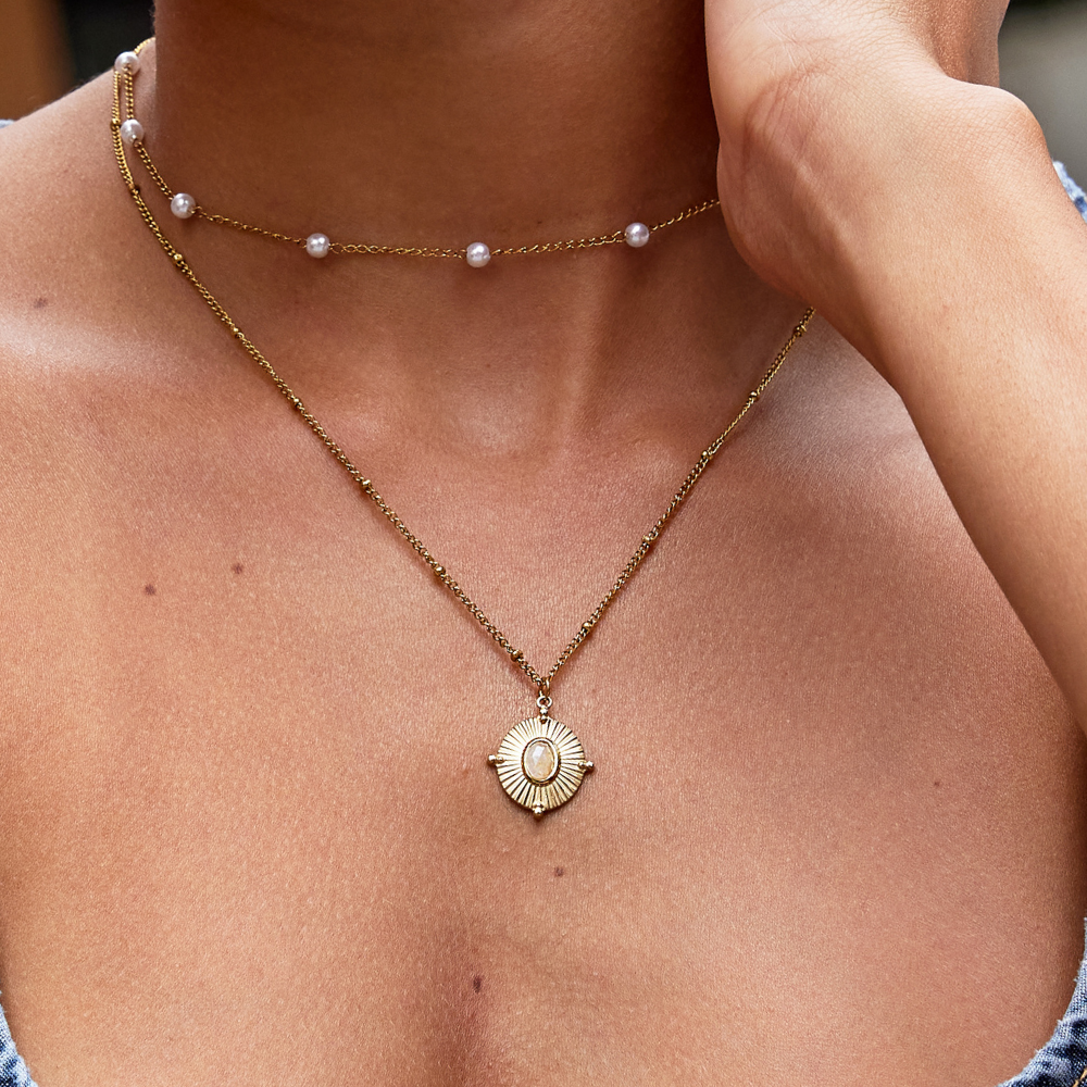 Monique Vintage Stein Collar