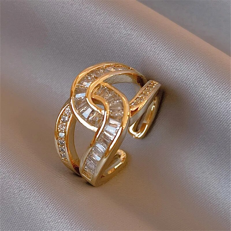 Adriana - Elegant Adjustable Ring with Knots