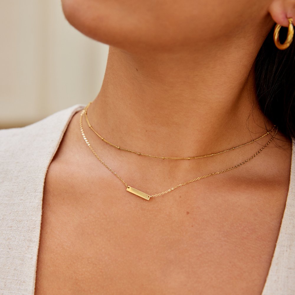 Rina Bar Necklace