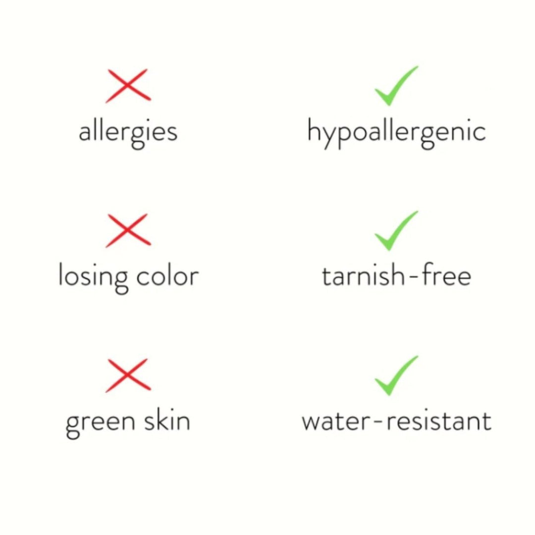 Chic Gold Niyah Necklace